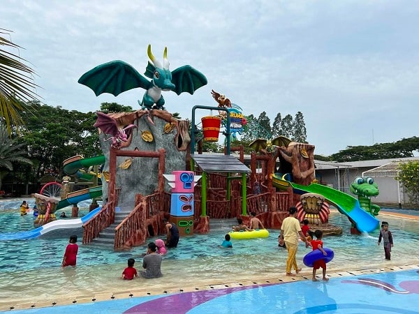 Liburan Keluarga Seru ke Waterpark Citra Garden Pekanbaru